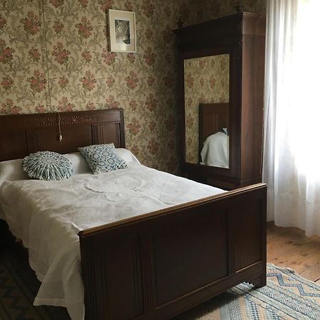 Bed and Breakfast Chez Christian LʼIsle-en-Dodon Esterno foto